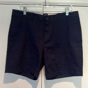 J Crew men’s 33”waist 7” inseam shorts in navy